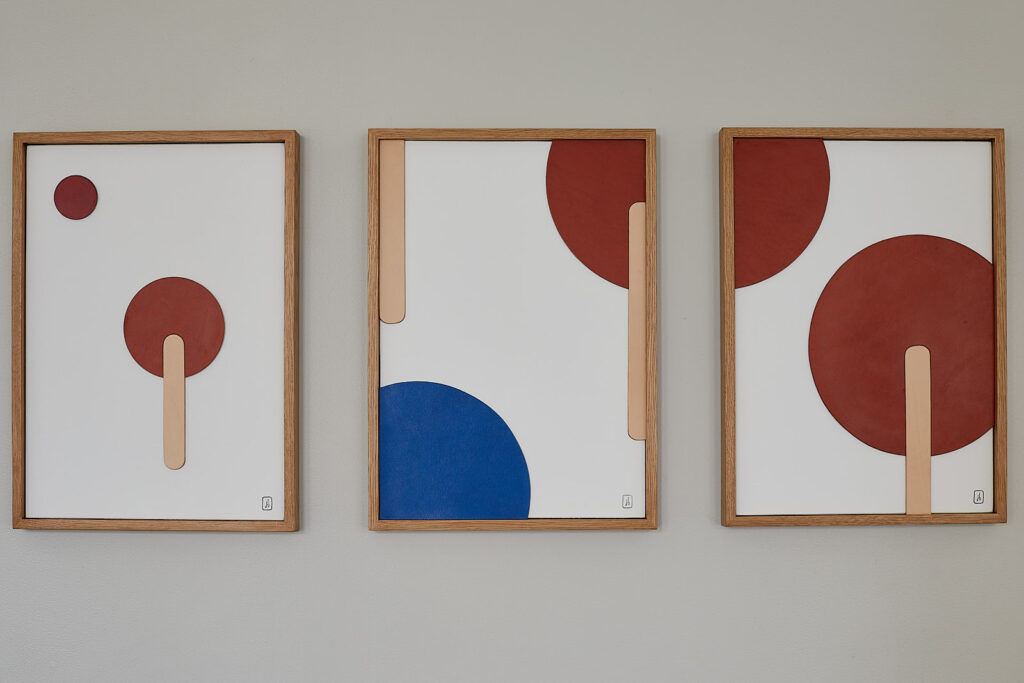 Damien Béal Forme libre creation tableau cuir et bois