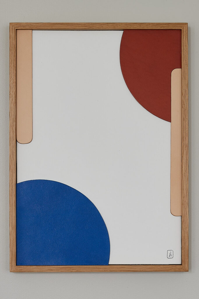 Damien Béal Forme libre creation tableau cuir et bois